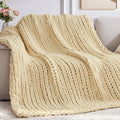 Chunky Knit Throw Blanket — Soft Oversized Knitted Throw for Sofa & Bed