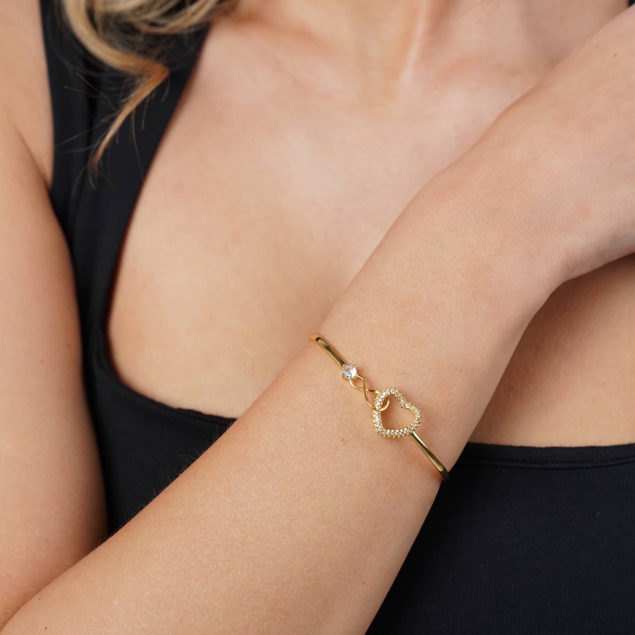 Infinity Love Bracelet — Gift Idea