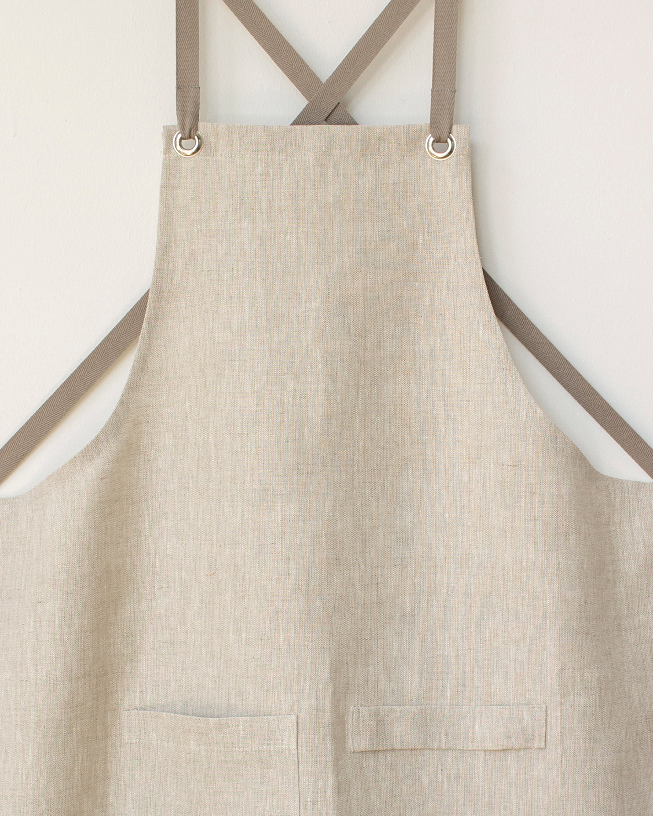 Natural linen cross-back apron front
