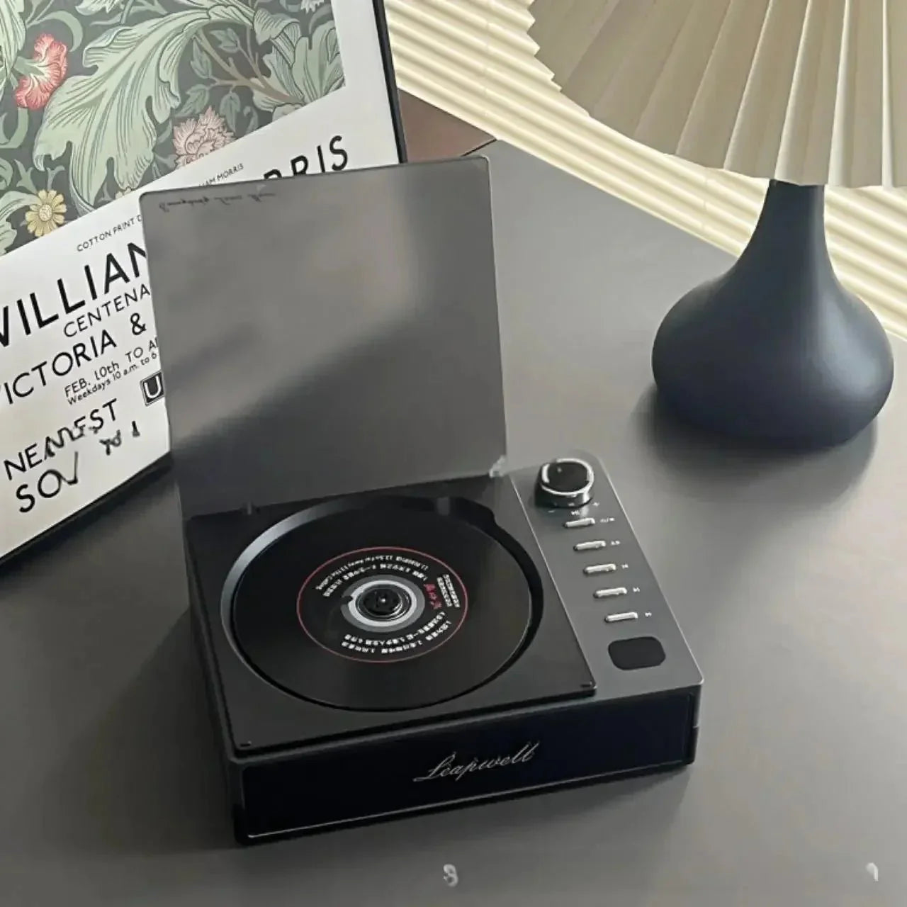Portable CD Player Walkman Bluetooth 5.0 LCD Screen Built - In Speaker Anti - Skip USB - C Rechargeable Gift - Quincelle.co