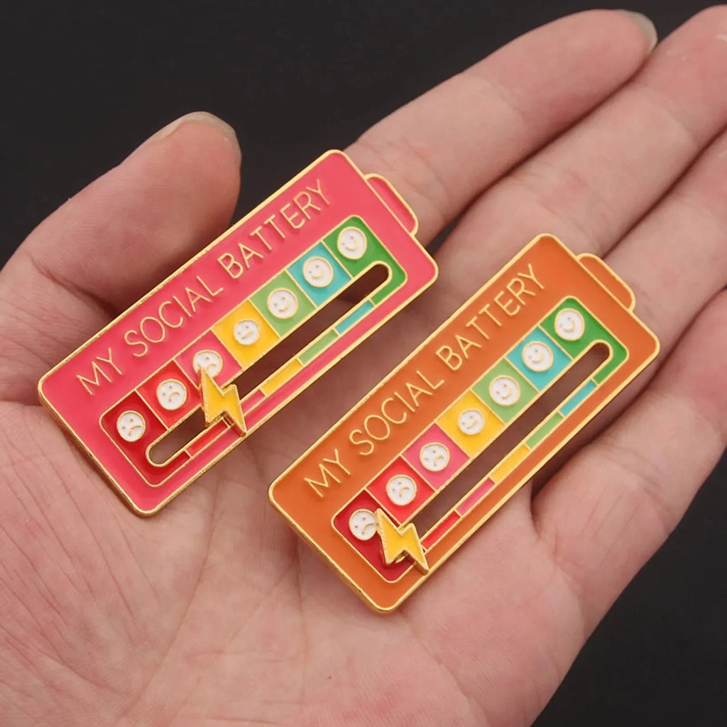 Quincelle Pins: Social Battery Mood Tracker — View 2