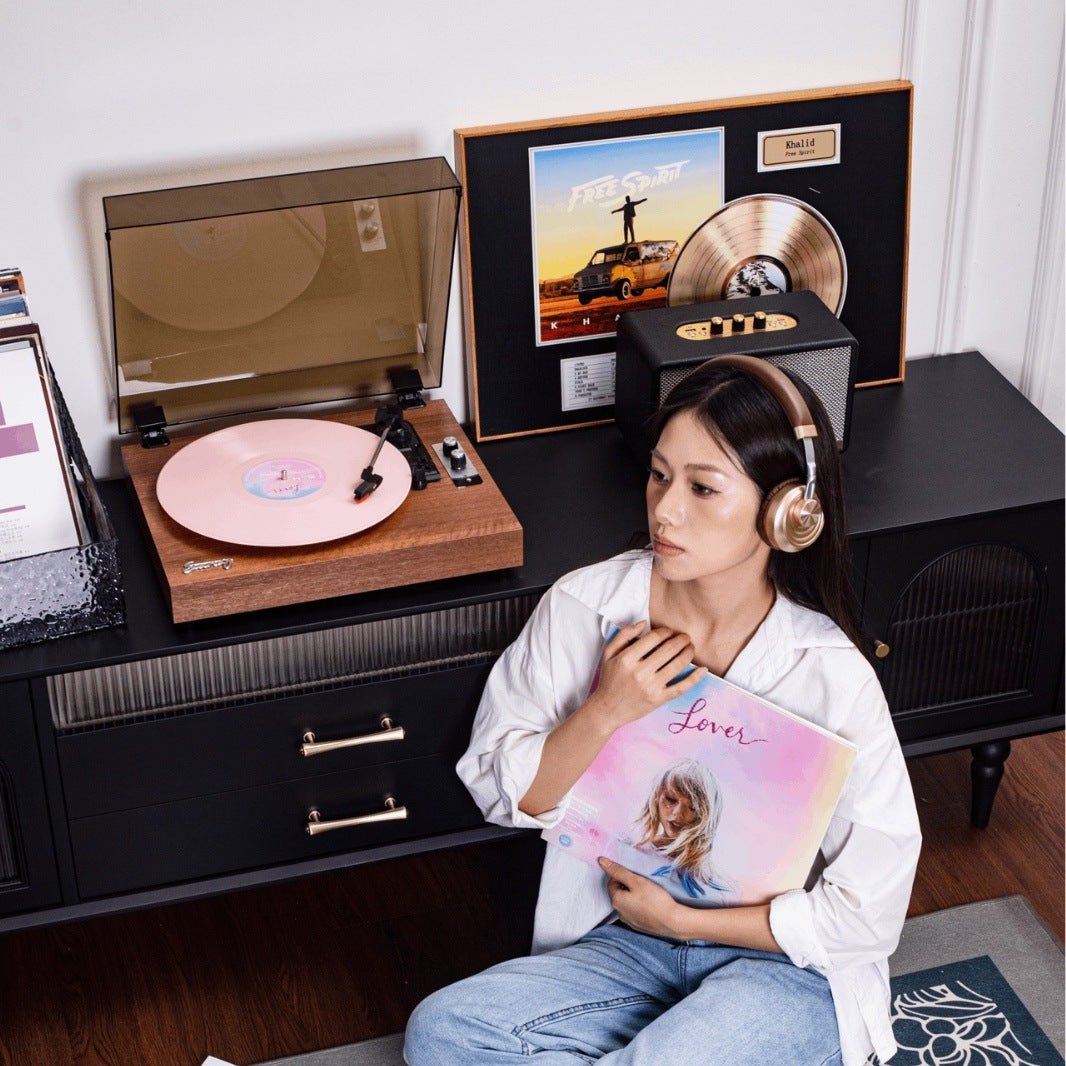 Retro Bluetooth Vinyl Record Player Built - in Speakers Walnut Wood Belt Drive Turntable - Quincelle.co