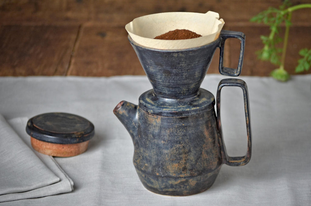 Stoneware coffee maker pour over set