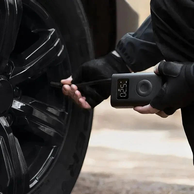 Portable Cordless Tire Inflator Air Pump 150PSI Digital Auto Shut - Off USB - C Rechargeable LED - Quincelle.co