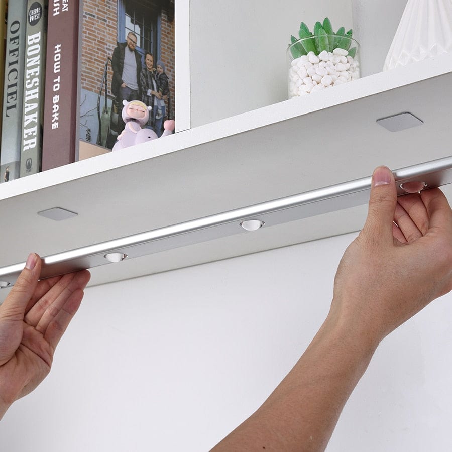 Ultra - Thin LED USB Motion Rechargeable Sensor Night Lights - Quincelle.co
